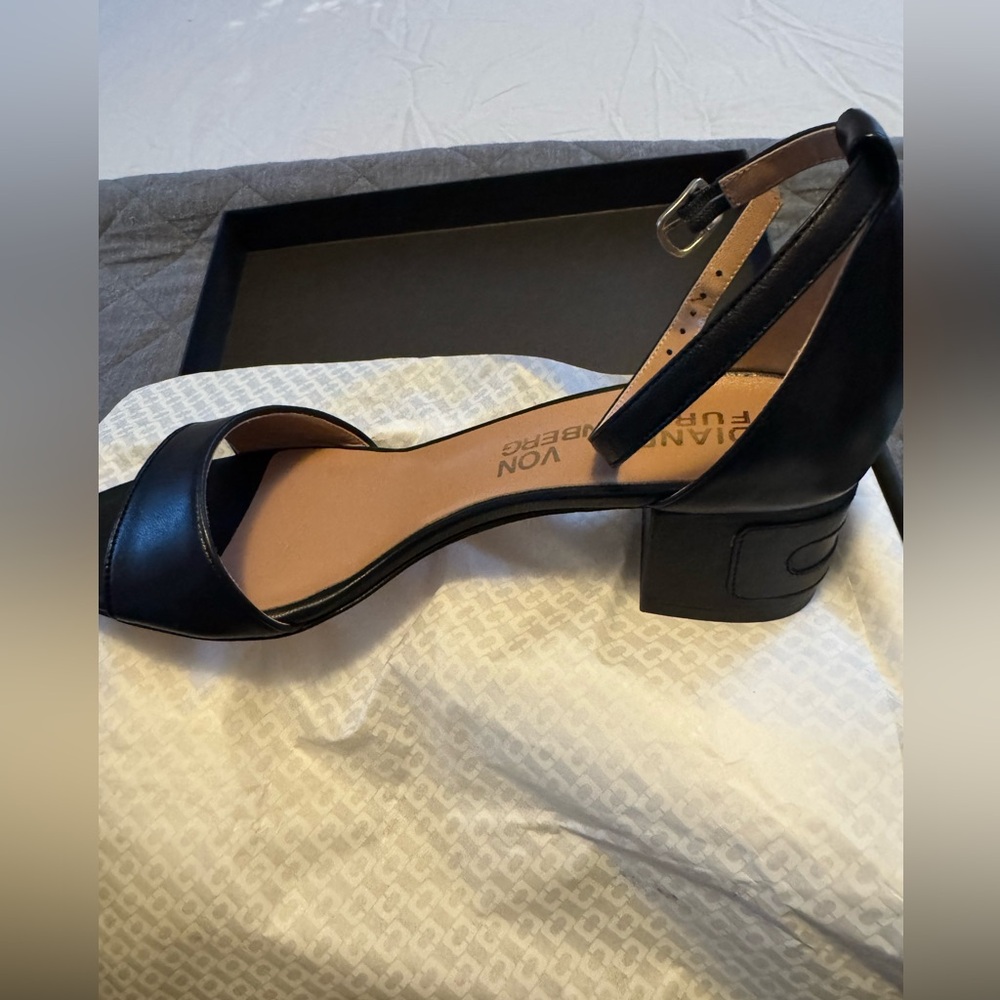 Diane Von Furstenberg Black Heeled Sandals